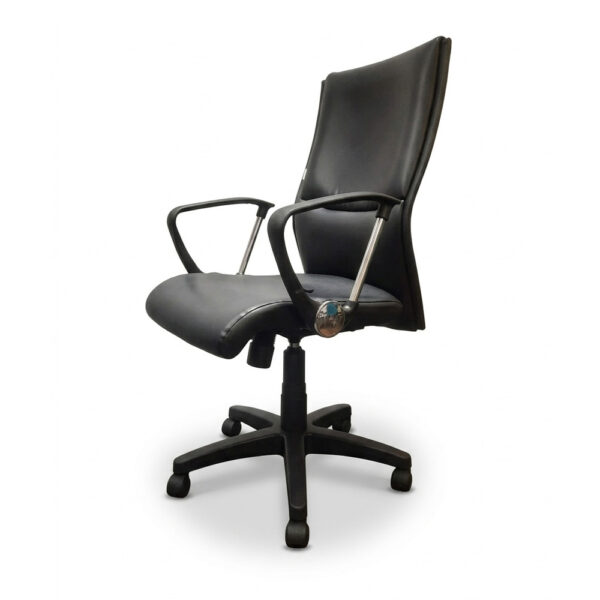 ‘VIVA+’ CLASSIC CHAIR - LVA 03